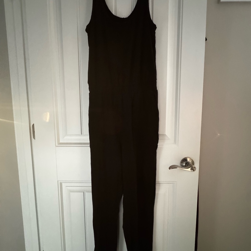 Gap Black Sleeveless Jumpsuit - Women's